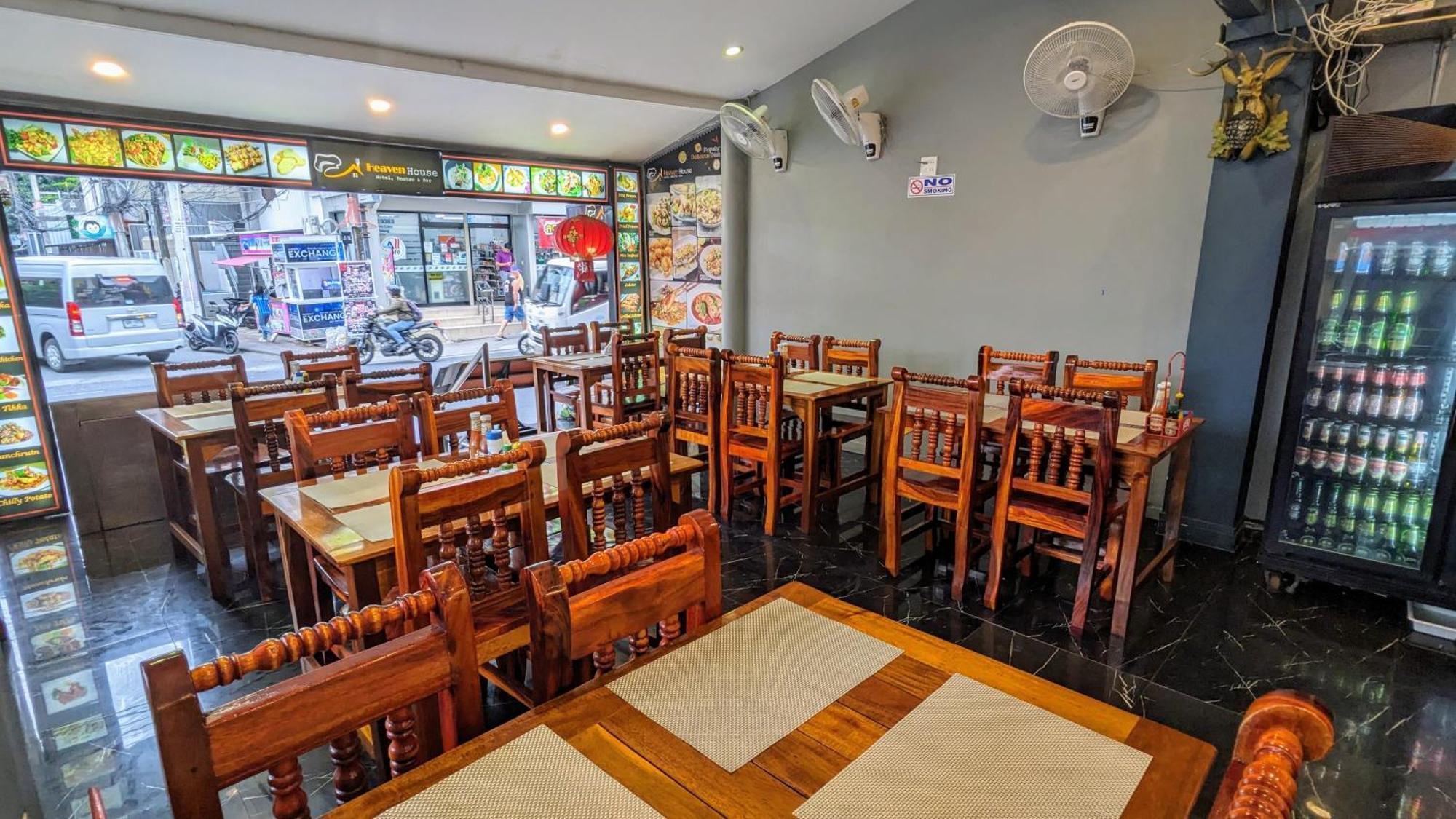 Heaven House Restro & Bar Hotel Patong Ngoại thất bức ảnh