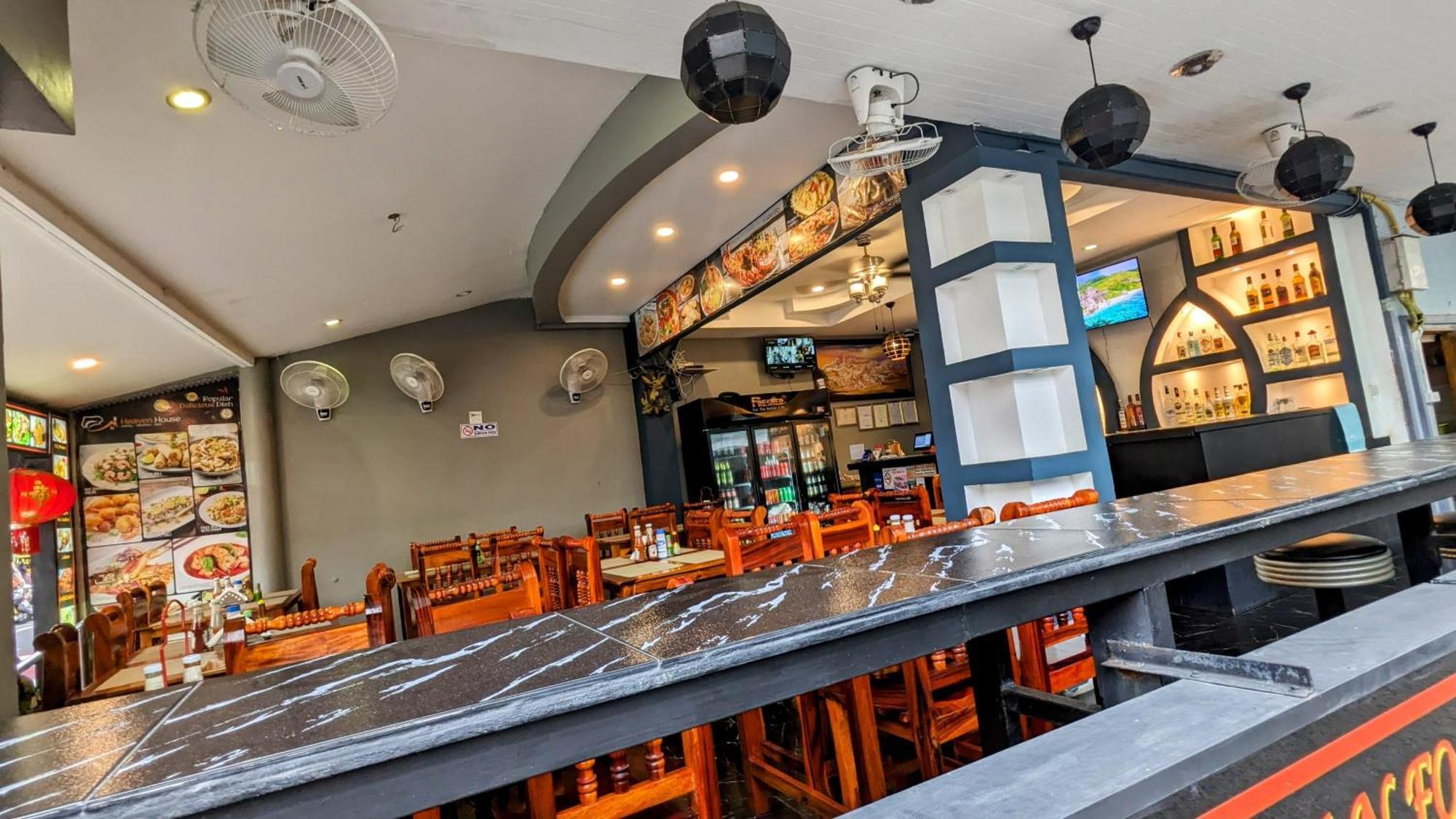 Heaven House Restro & Bar Hotel Patong Ngoại thất bức ảnh